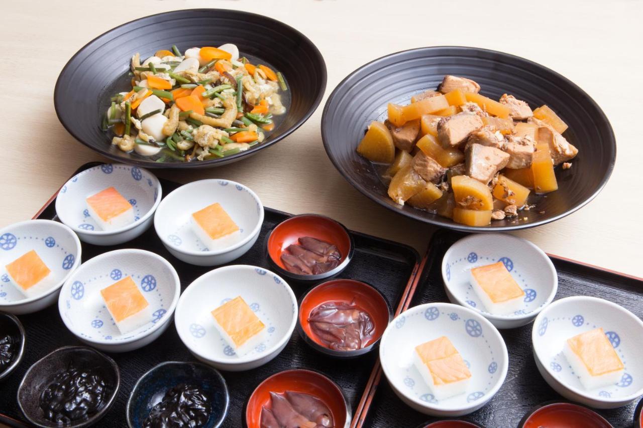 Toyama Chitetsu Hotel Екстериор снимка