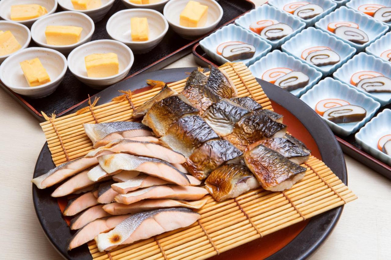 Toyama Chitetsu Hotel Екстериор снимка