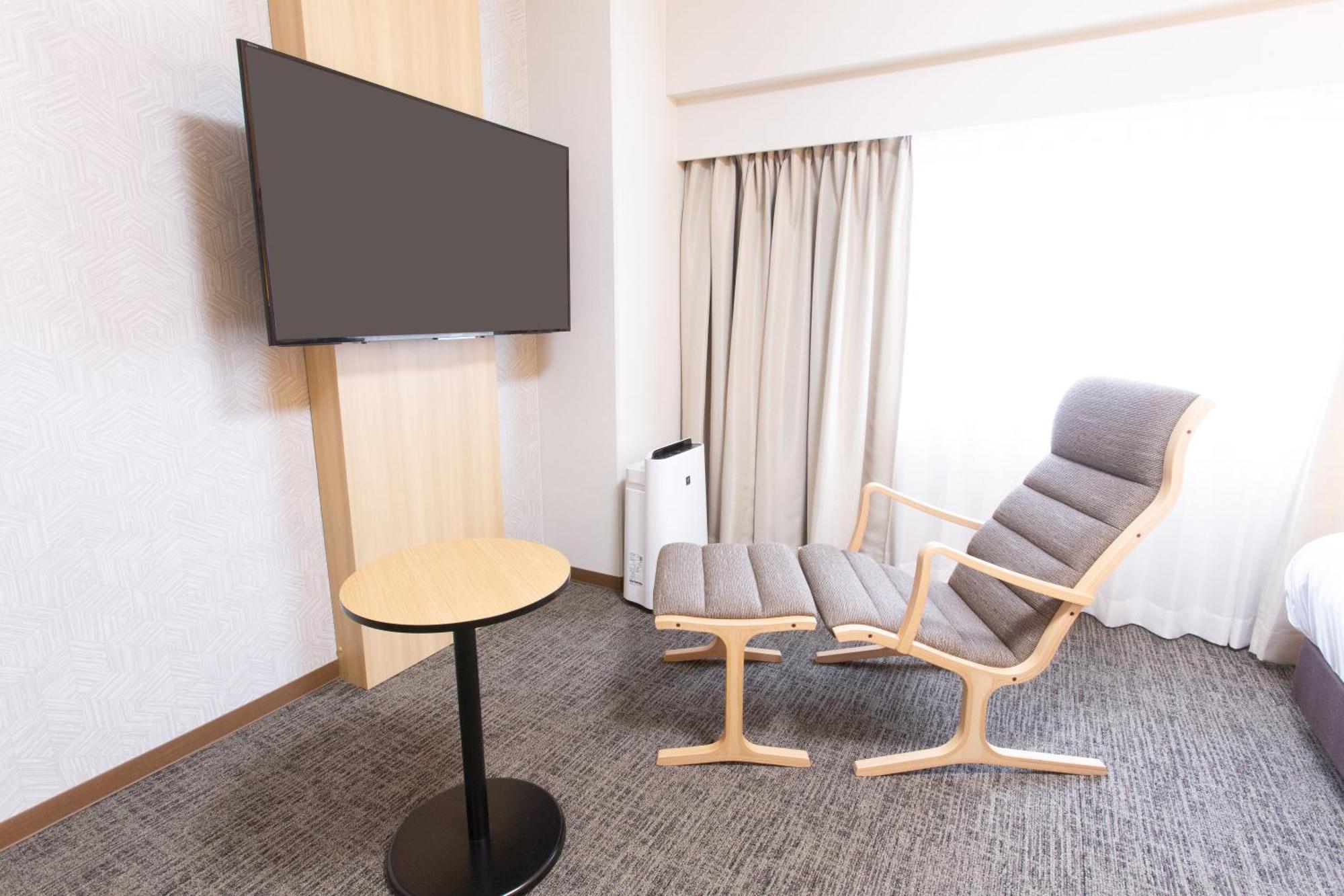 Toyama Chitetsu Hotel Екстериор снимка