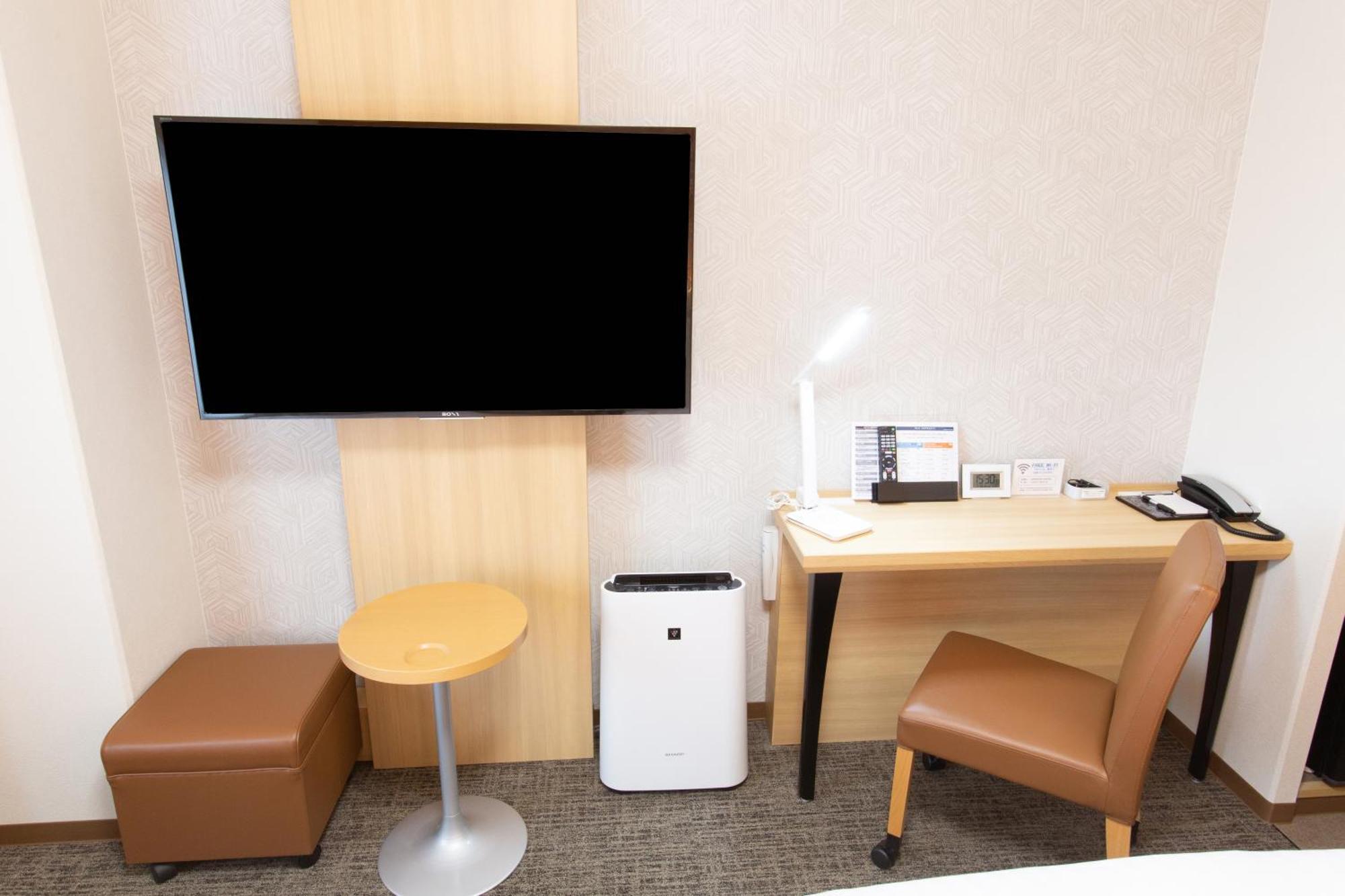Toyama Chitetsu Hotel Екстериор снимка