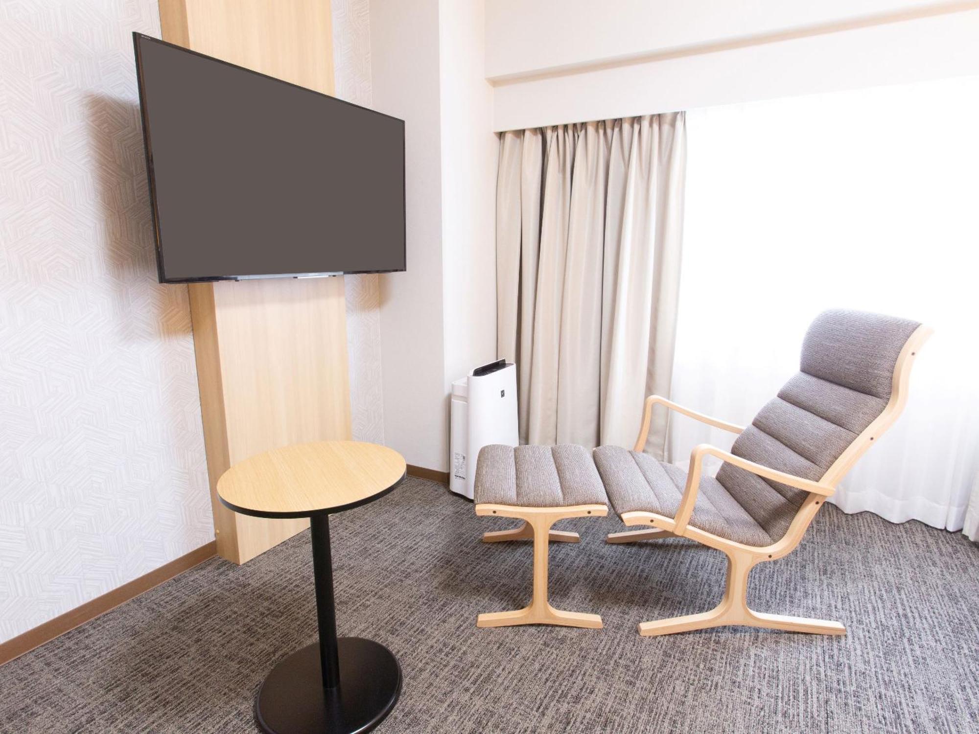 Toyama Chitetsu Hotel Екстериор снимка