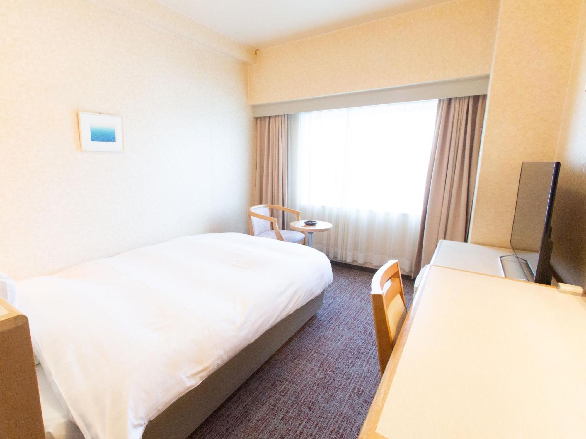 Toyama Chitetsu Hotel Екстериор снимка