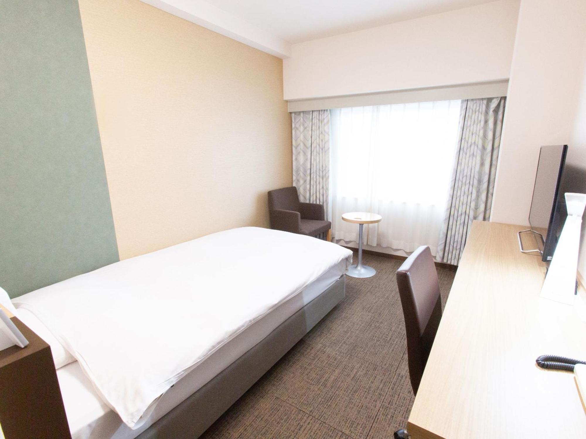 Toyama Chitetsu Hotel Екстериор снимка