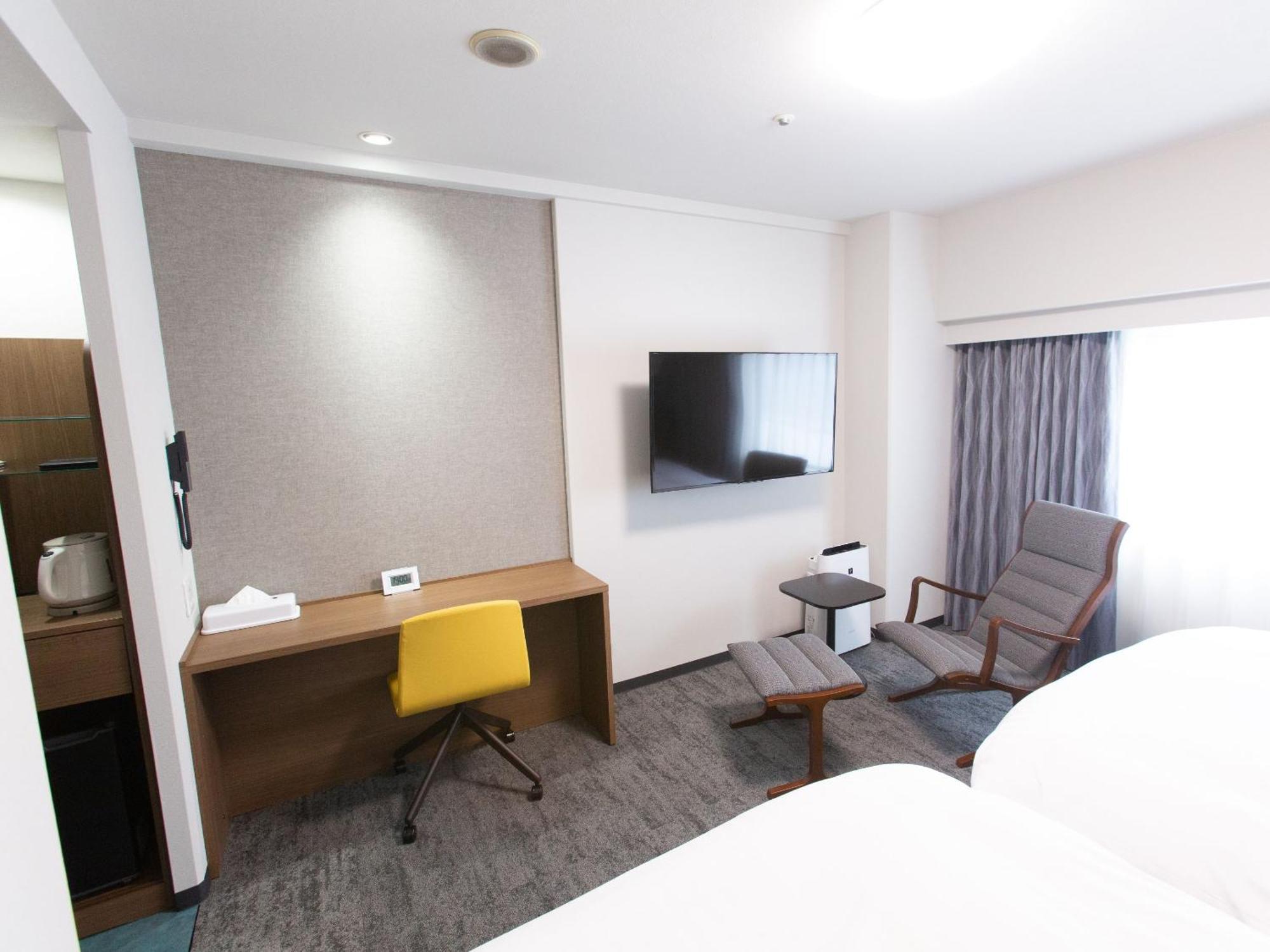 Toyama Chitetsu Hotel Екстериор снимка