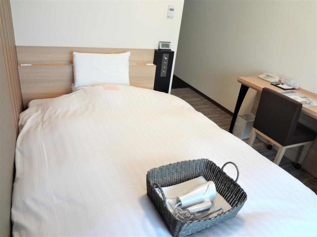 Toyama Chitetsu Hotel Екстериор снимка